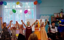 юные артисты детского спектакля